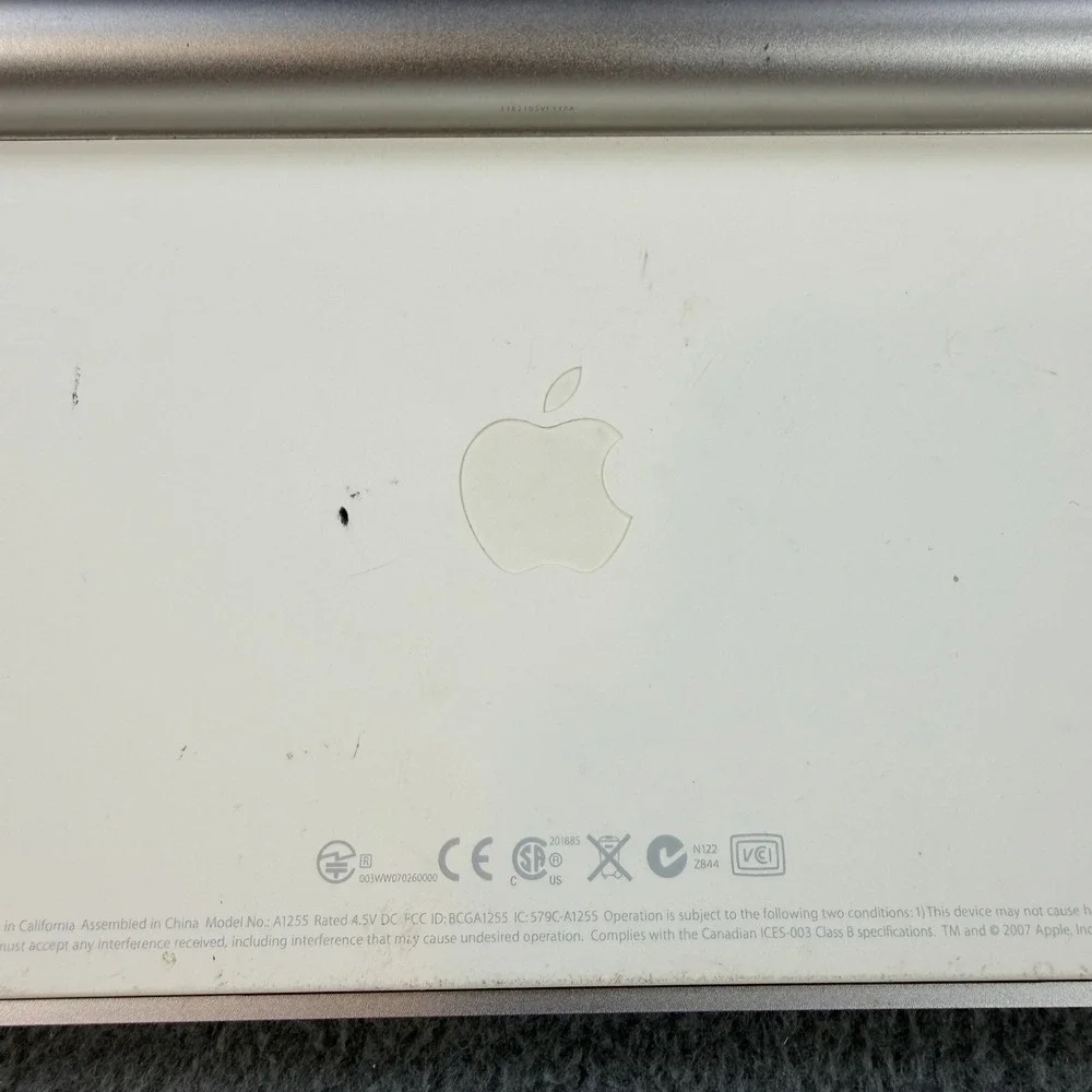 Apple Wireless Keyboard A1255 Bluetooth Aluminum Silver White Mac Tested